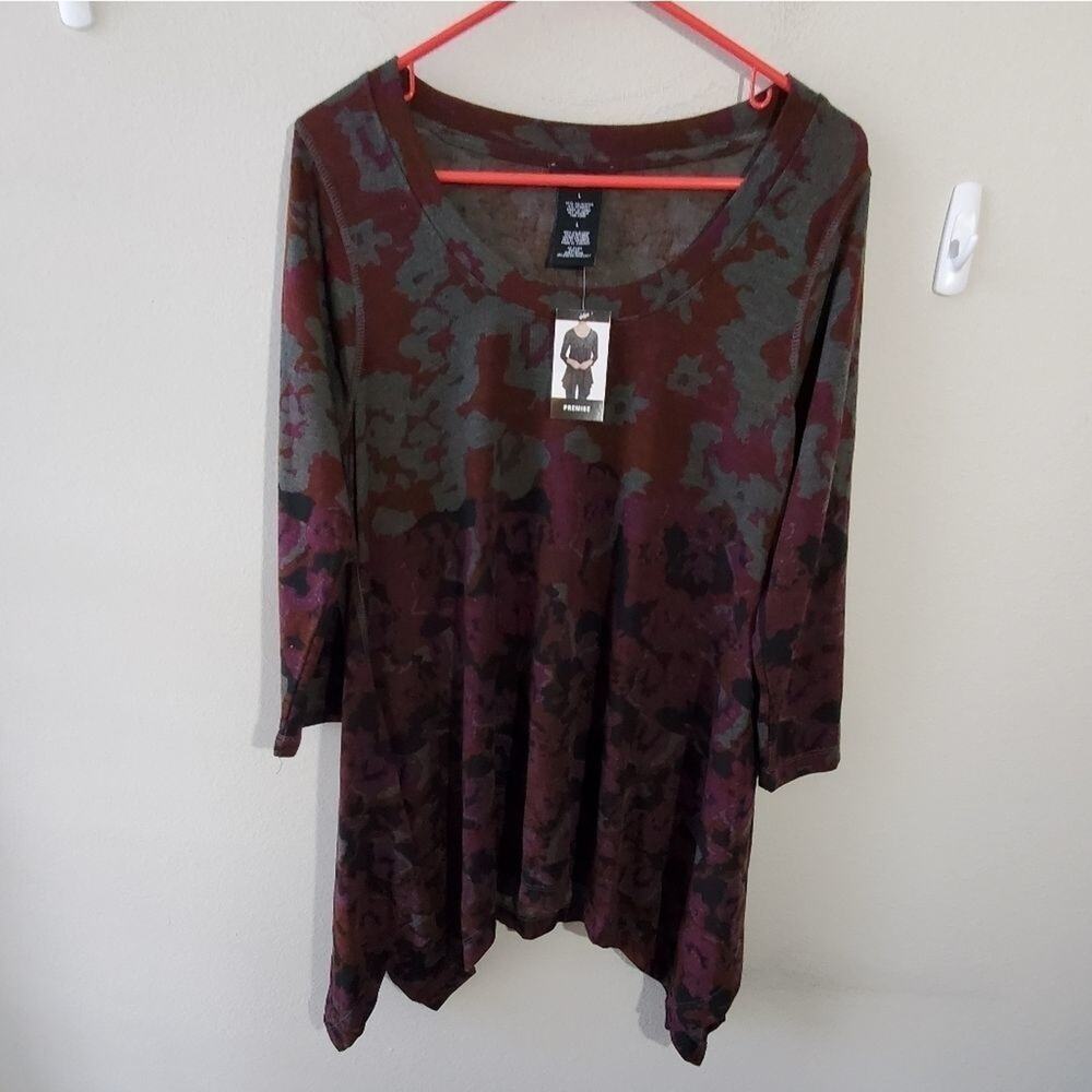 Premise Grey Wine Abstract Floral Sharkbite Hem Tunic Top Large NWT